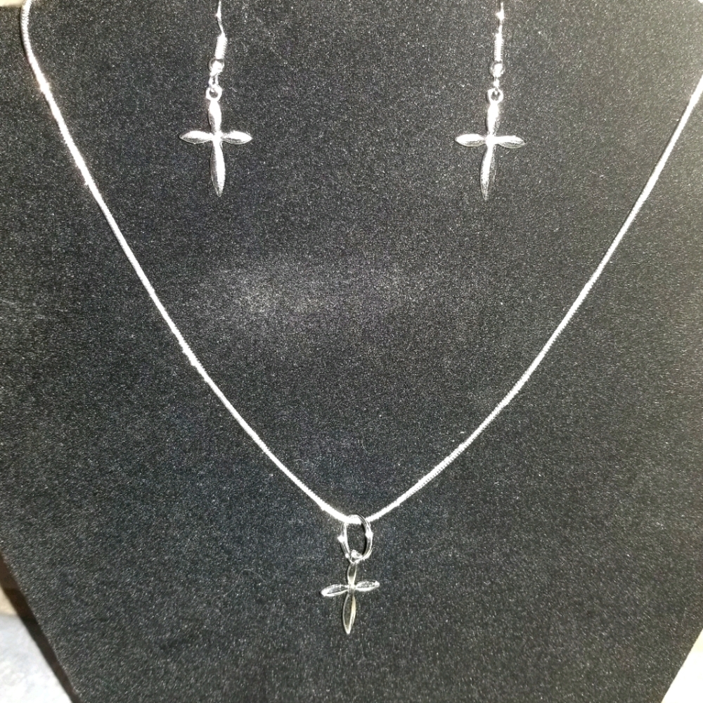 Cross earrings and necklaces set